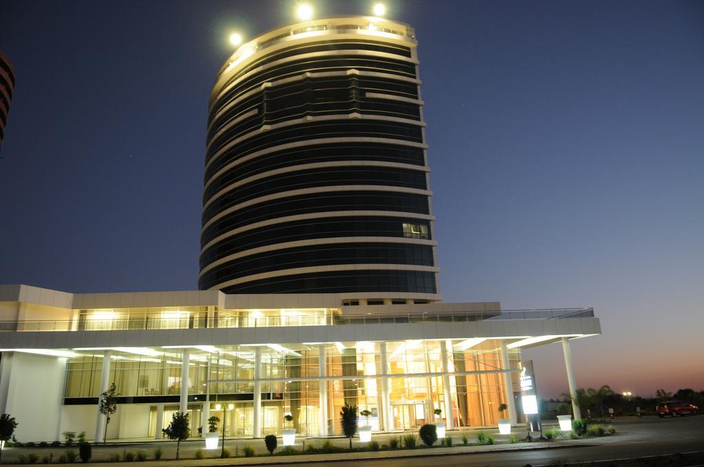 Anemon Grand Adana Otel Exterior foto